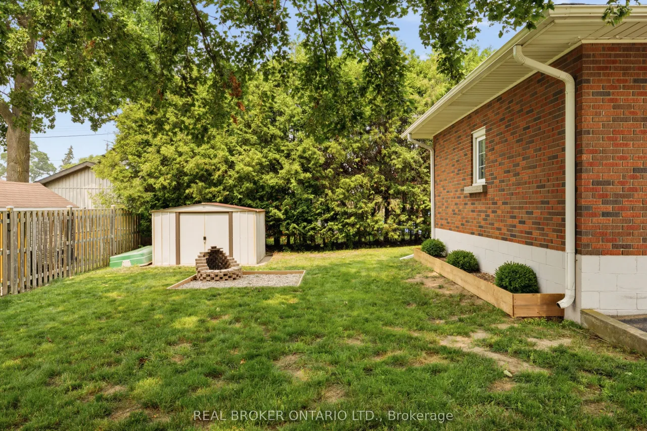 45 Argyle Avenue — photo 32