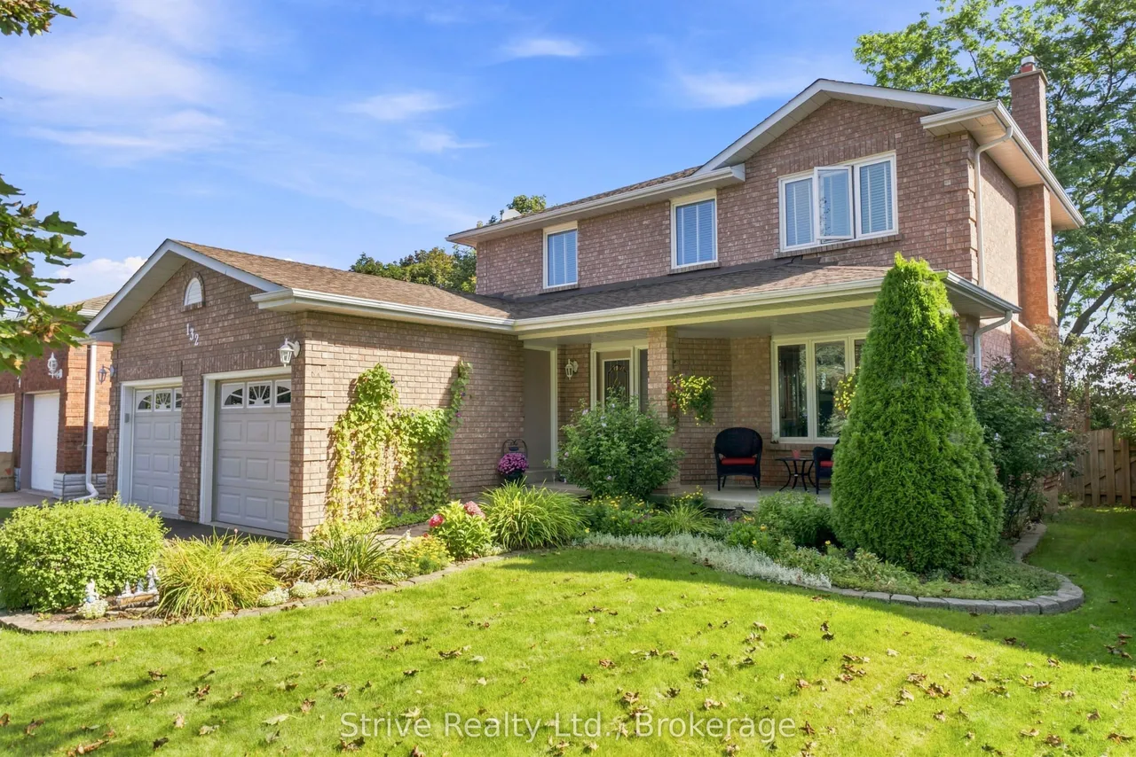 132 East House Crescent — photo 2