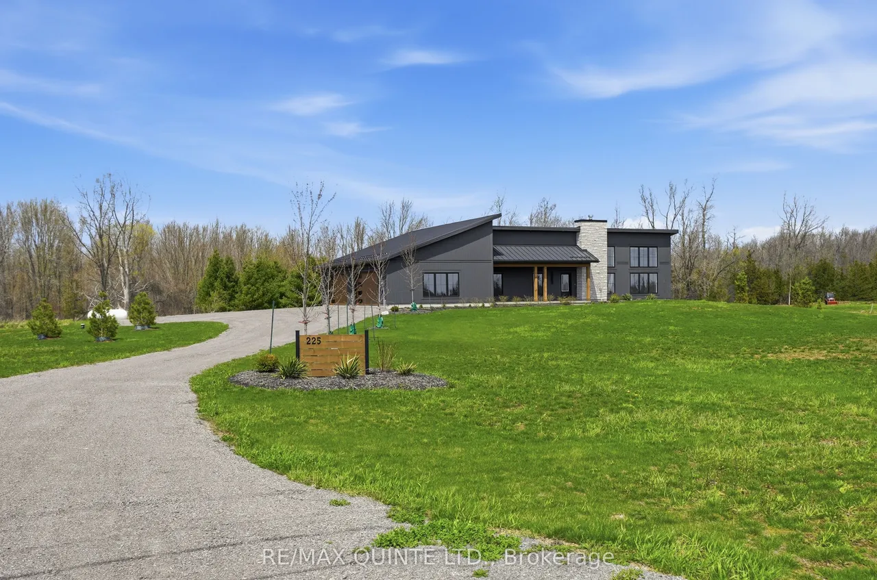 225 Mitchells Crossroad