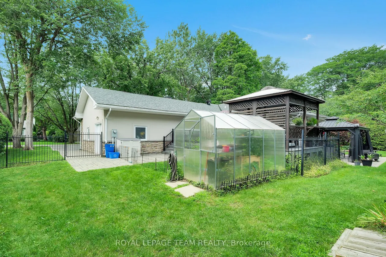 861 Dunlevie Avenue — photo 39