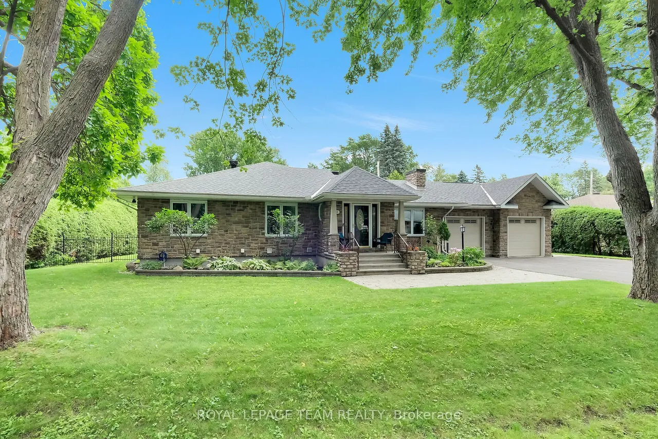 861 Dunlevie Avenue