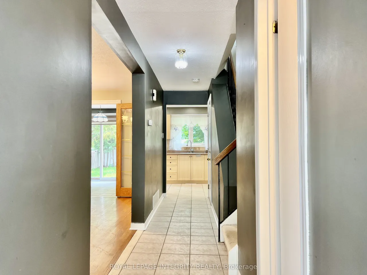 1843 Prestwick Drive — photo 2