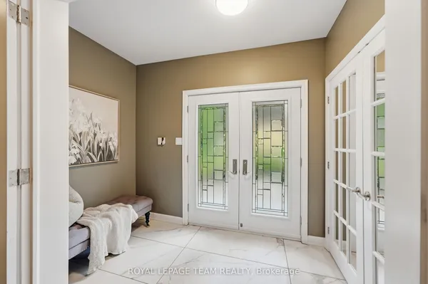 2080 Fairbanks Avenue — photo 2
