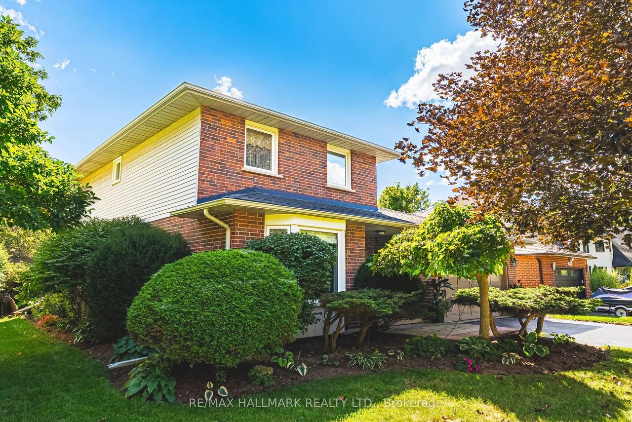 427 Melanie Crescent — photo 3