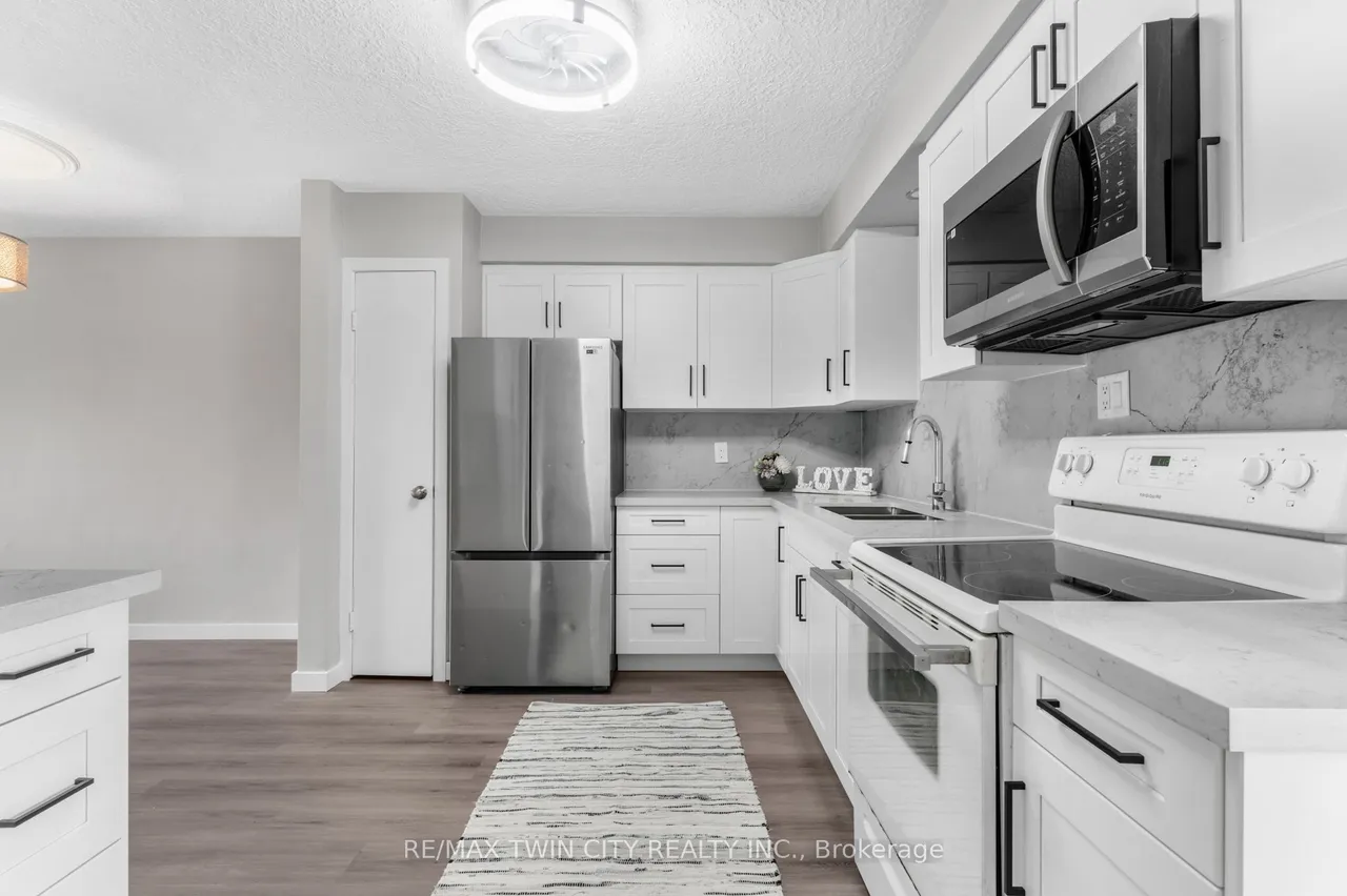 104 Ralgreen Crescent — photo 3