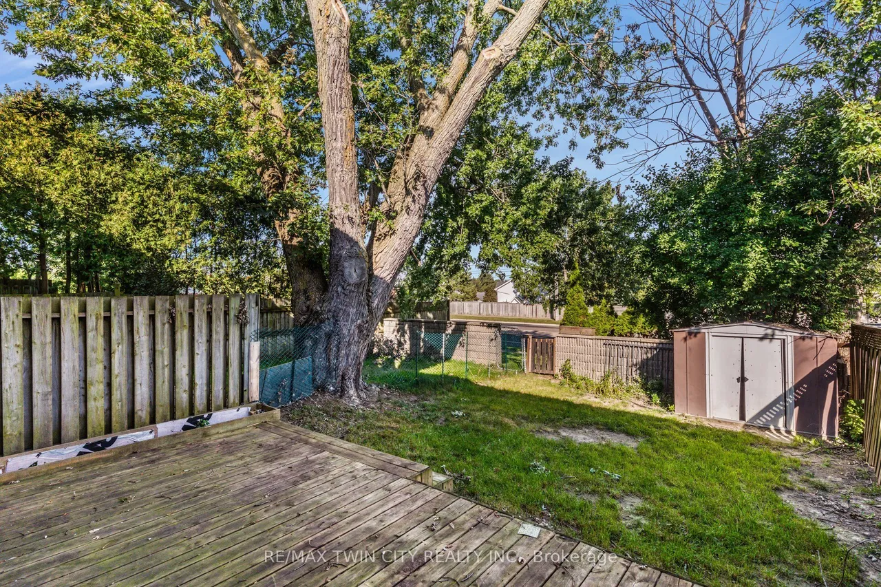 104 Ralgreen Crescent — photo 19