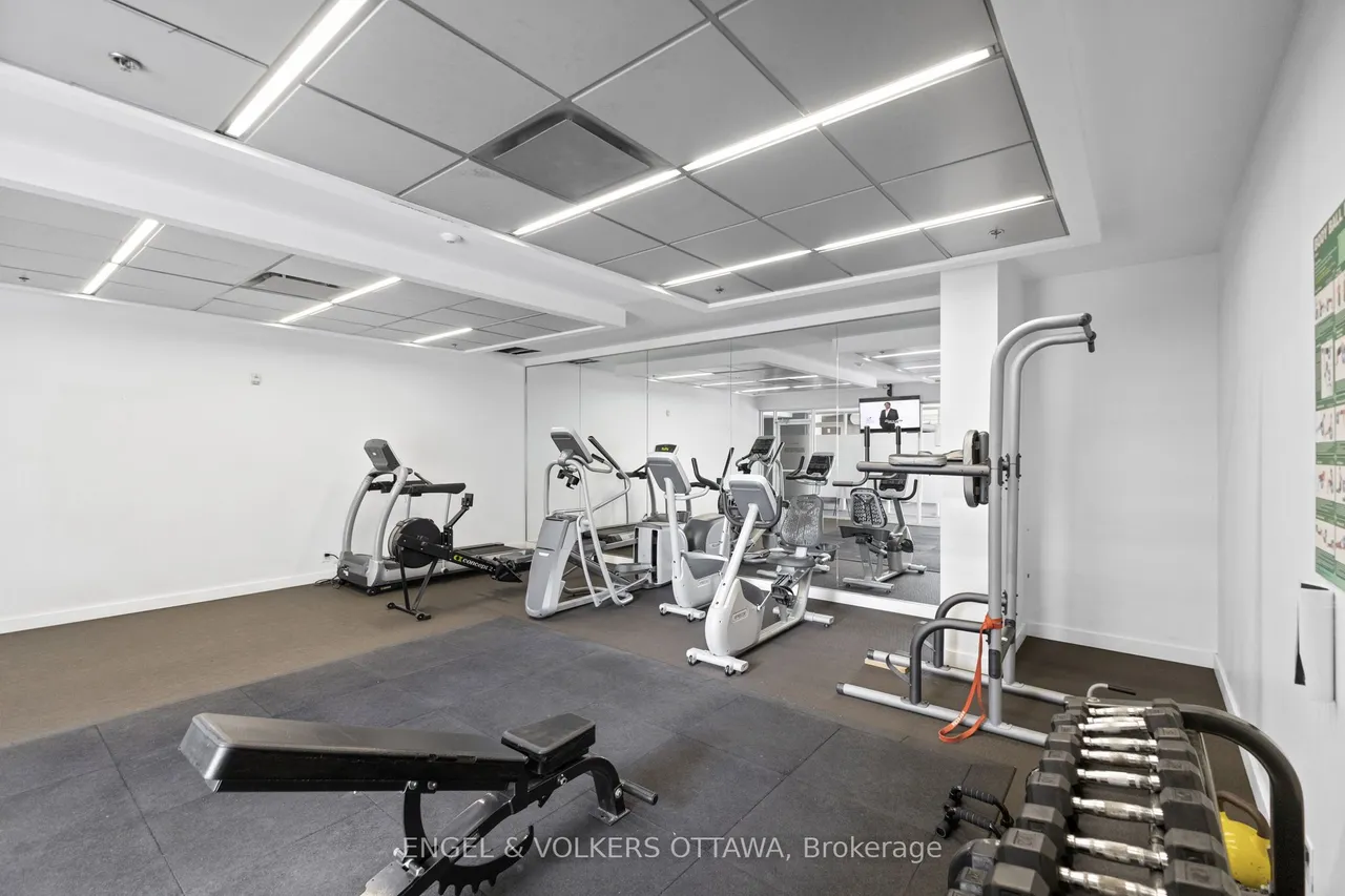 340 McLeod Street — photo 34
