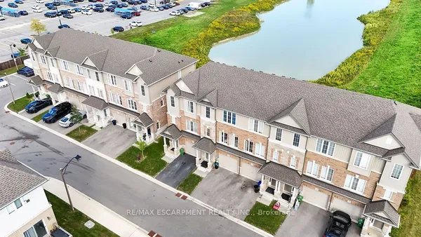 28 Canary Grass Boulevard — photo 2