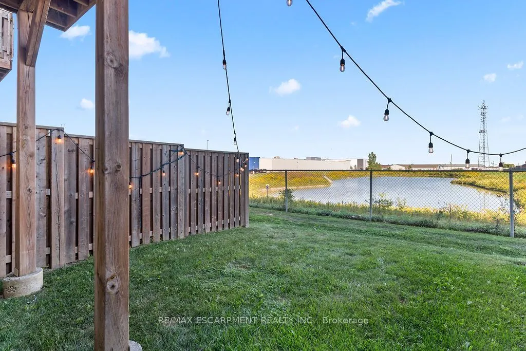 28 Canary Grass Boulevard — photo 40