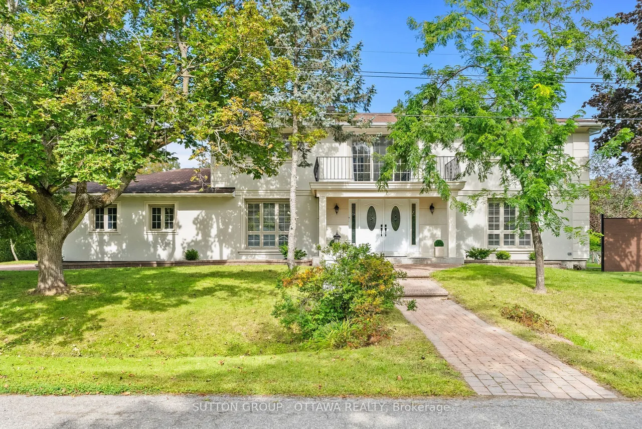 11 Lennon Drive