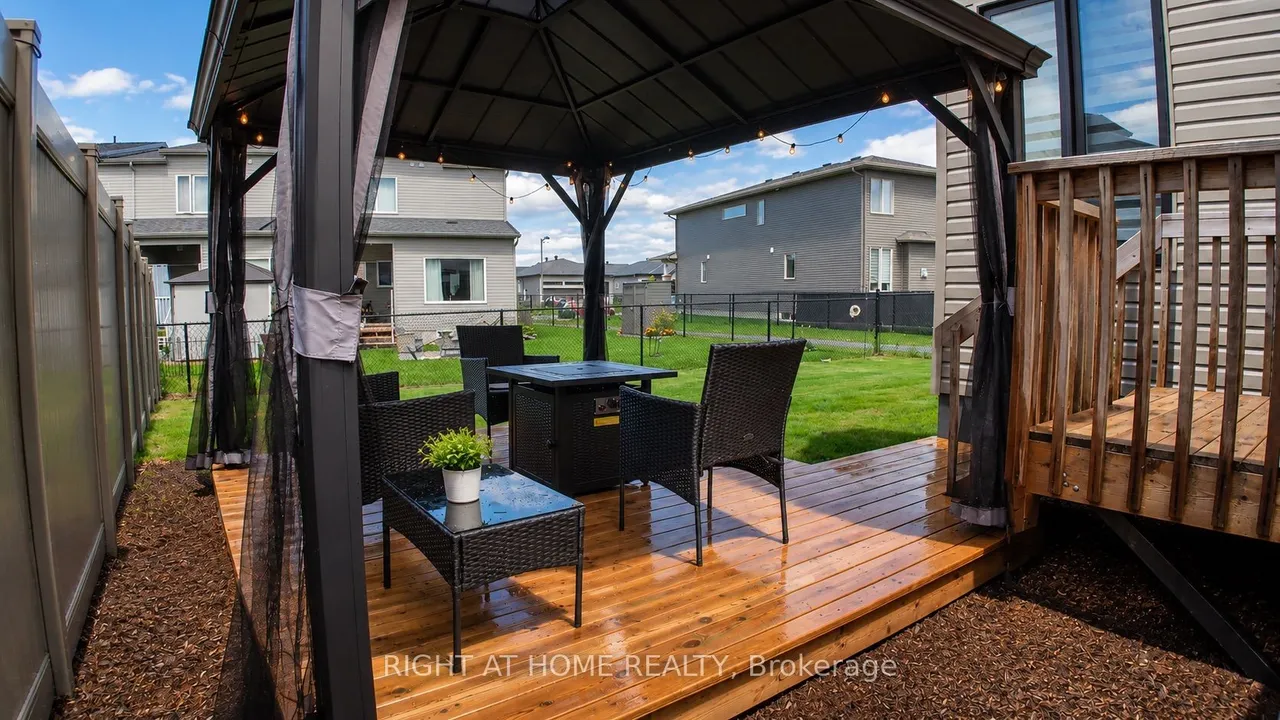 1220 Diamond Street — photo 18