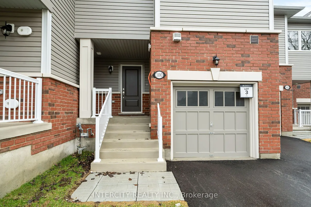 100 Walden Drive — photo 2