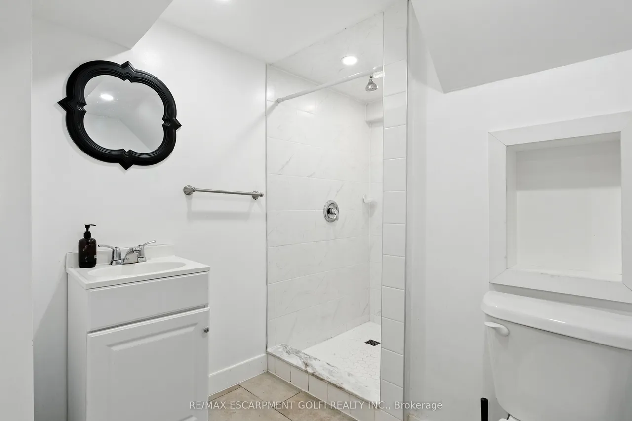 5039 Armoury Street — photo 6