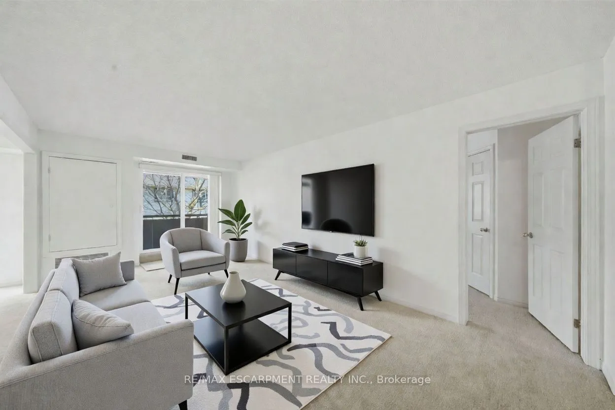416 Limeridge Road E, Unit 303