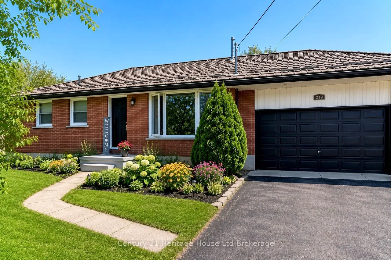 219 Brock Street — photo 2
