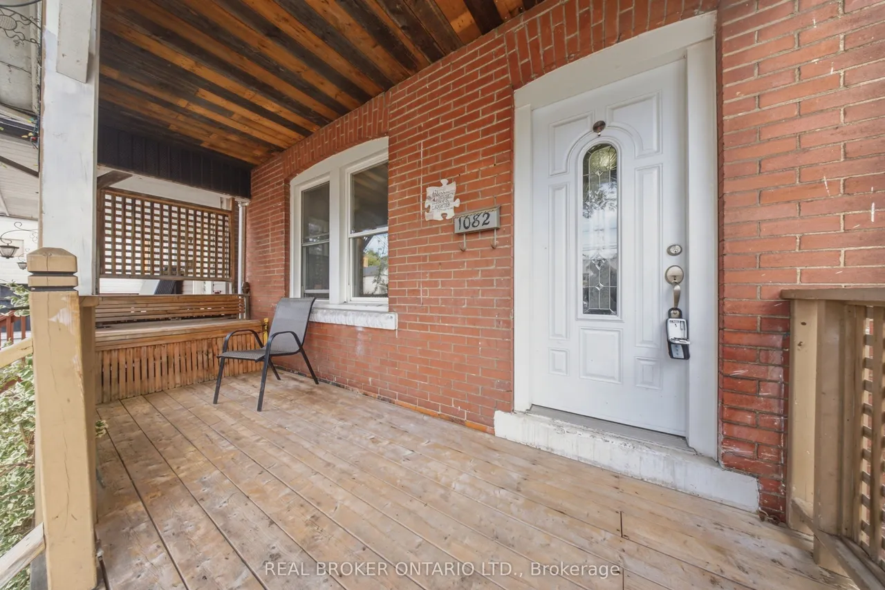 1082 Cannon Street E — photo 3