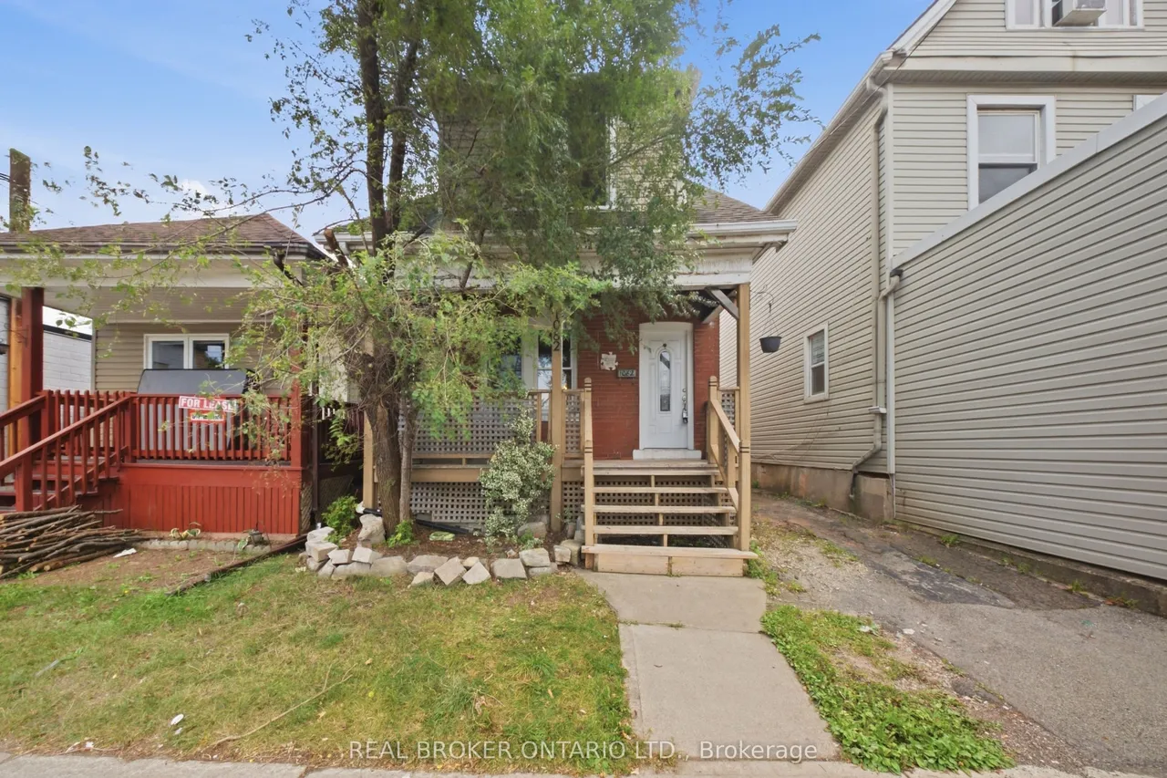1082 Cannon Street E — photo 2