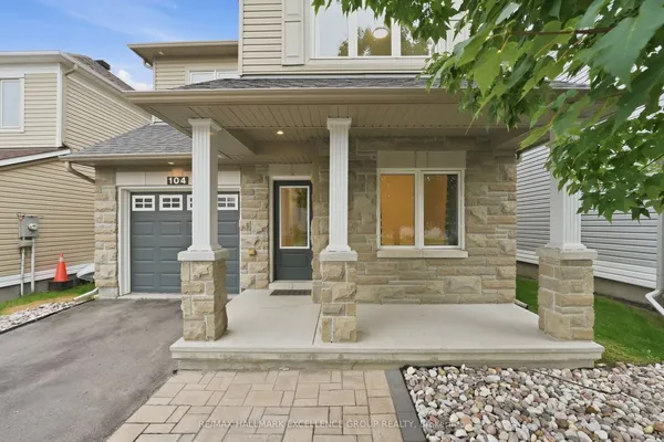 104 Onyx Crescent — photo 2