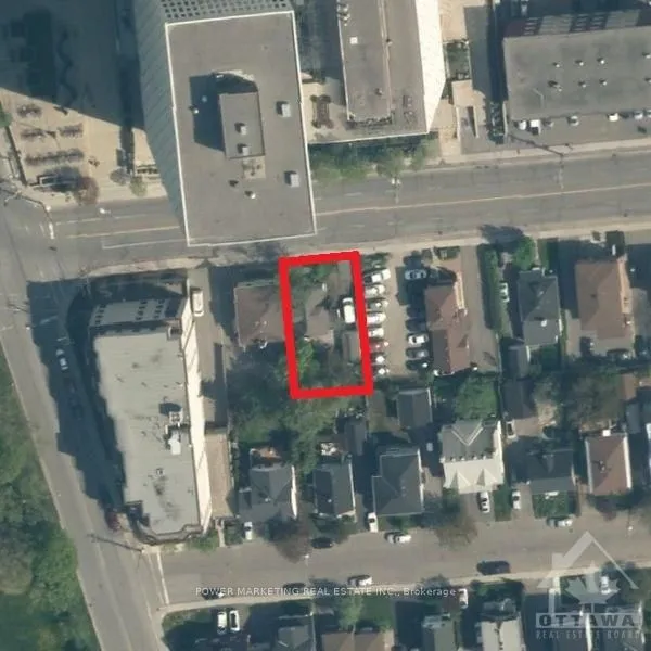 12 MCARTHUR Avenue
