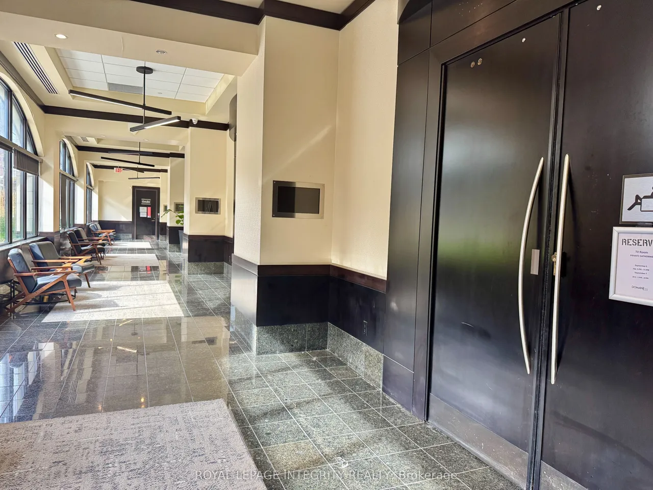 435 Albert Street — photo 3