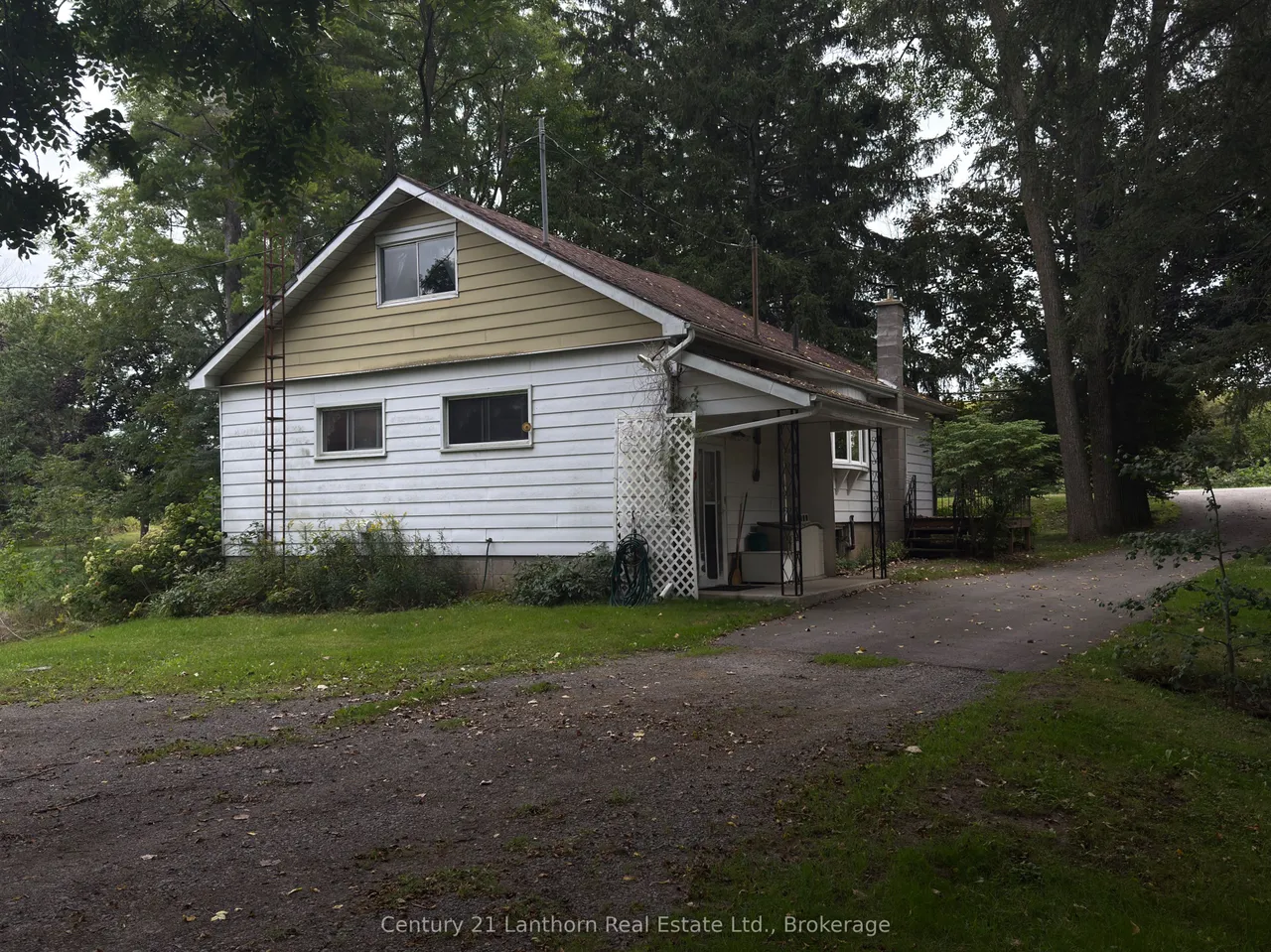 472 County Rd 10 Road W — photo 2