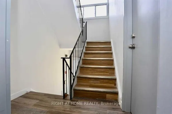 394 Thiel Street — photo 2