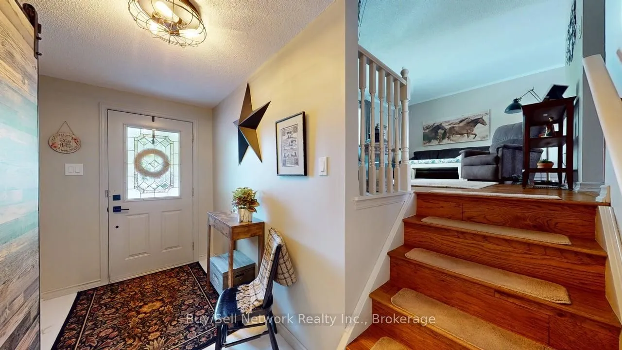 2255 Denure Drive — photo 3