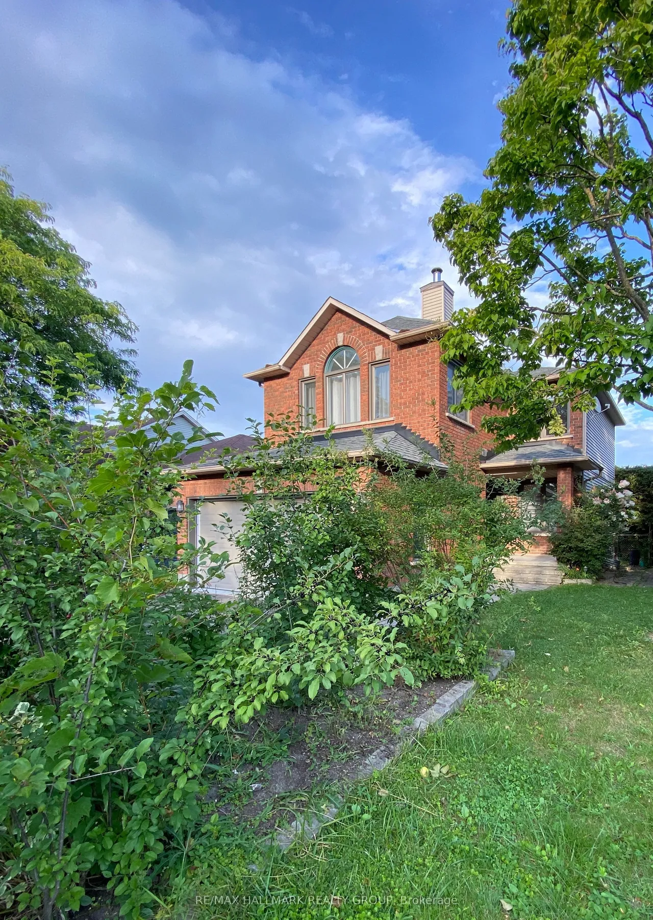 128 GRENADIER Way — photo 3