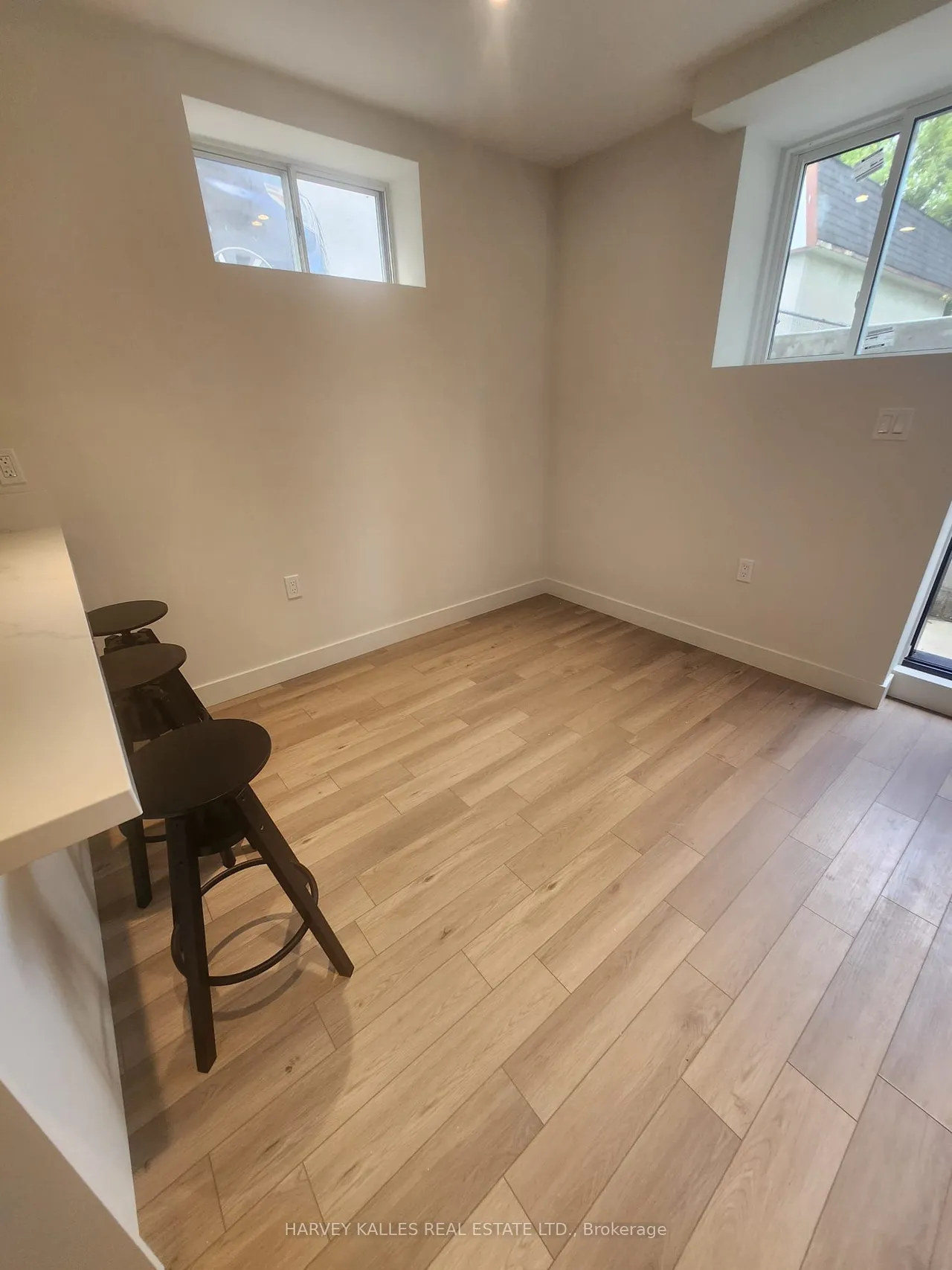 88 McAllister Road — photo 3