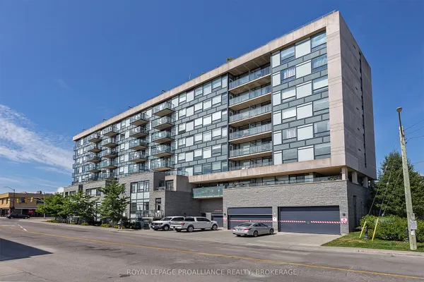 121 Queen Street — photo 2