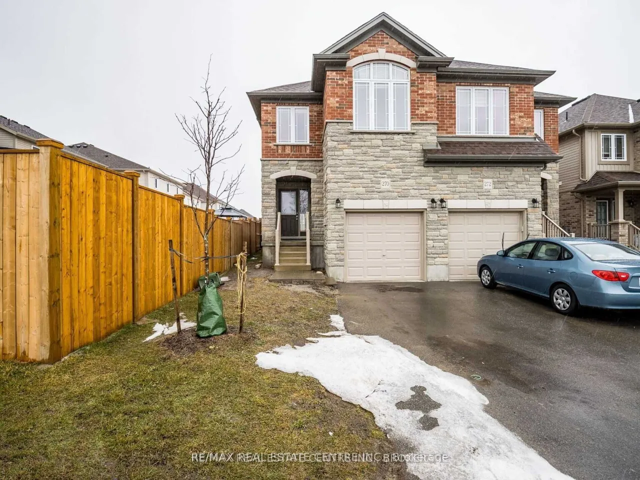270 Ambrous Crescent