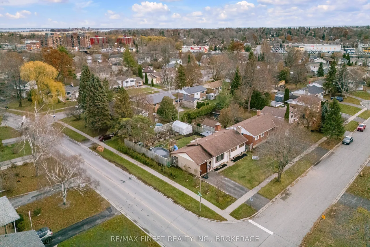 602 Watford Place — photo 3