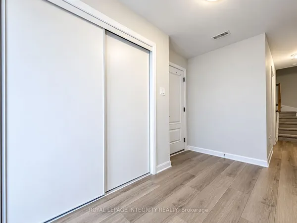 286 Elsie Macgill Walk — photo 2