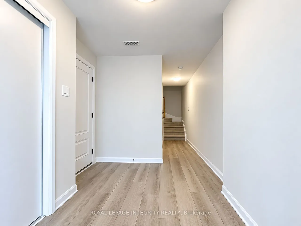 286 Elsie Macgill Walk — photo 3