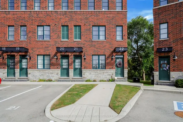 290 Barton Street, Unit 22