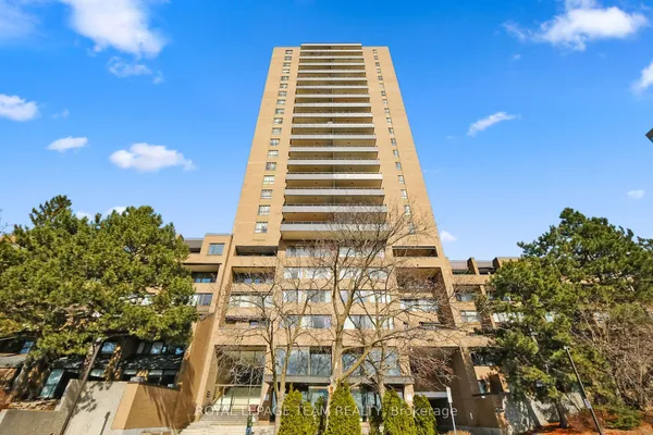 515 St Laurent Boulevard