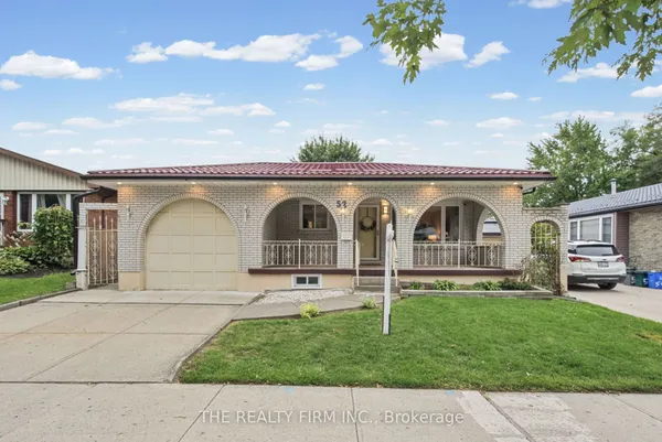 52 Barrett Crescent