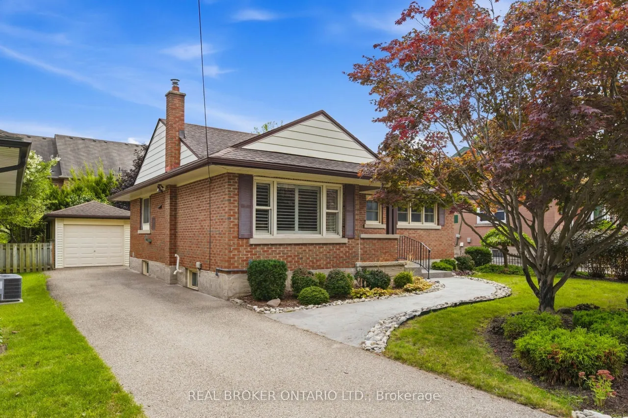 235 Blucher Street — photo 3