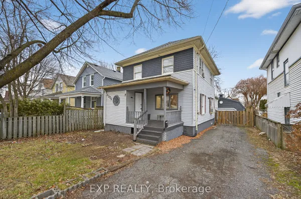 4576 Fourth Avenue — photo 2