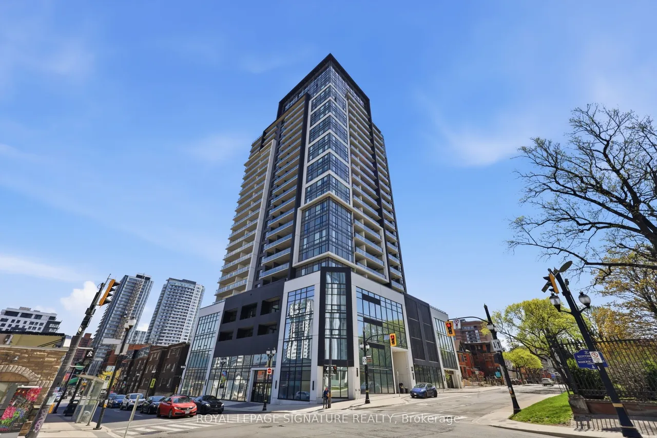 15 Queen Street S — photo 3