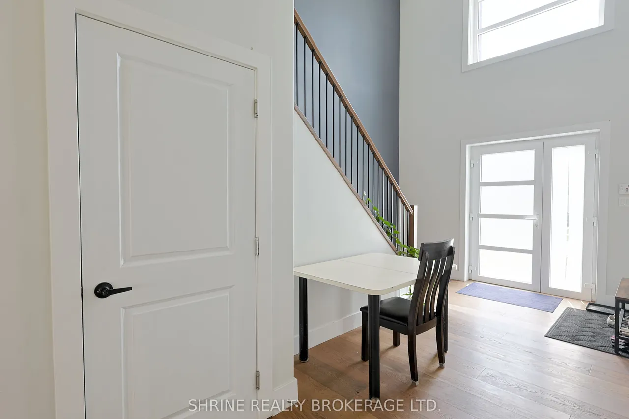 2170 Debra Drive — photo 3