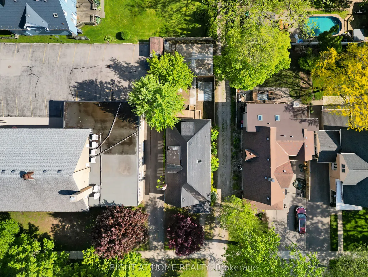 455 St James Street — photo 24