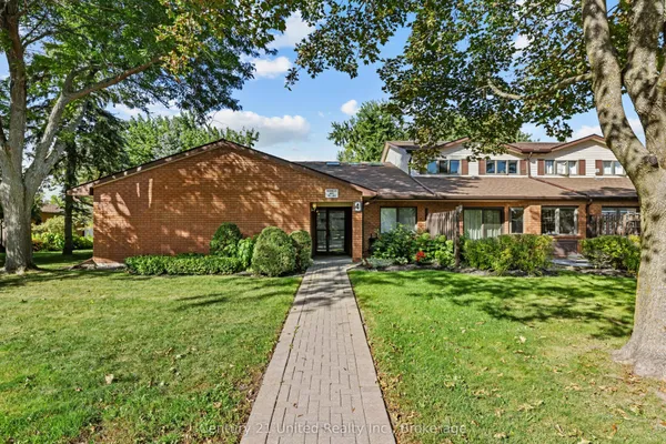 36 Champlain Crescent