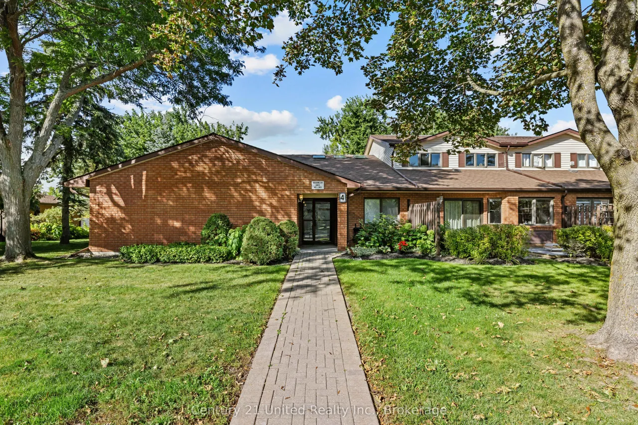 36 Champlain Crescent