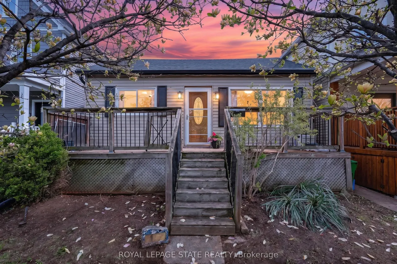 147 Strachan Street E — photo 2
