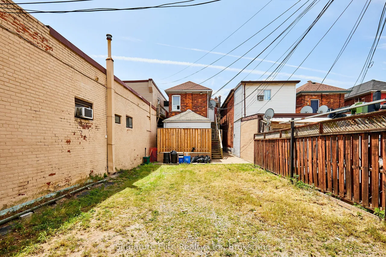 363 Barton Street E — photo 33