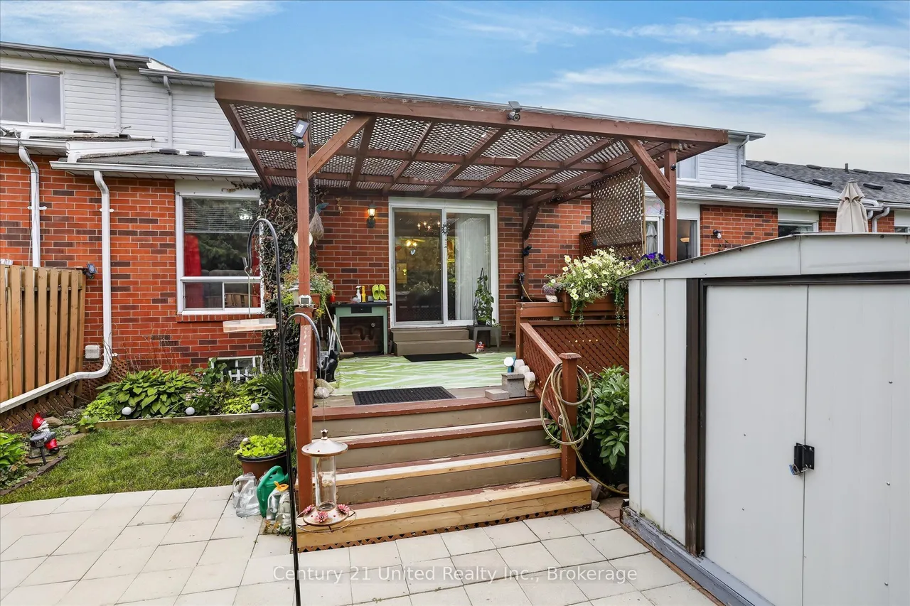 1392 Lillico Crescent — photo 43
