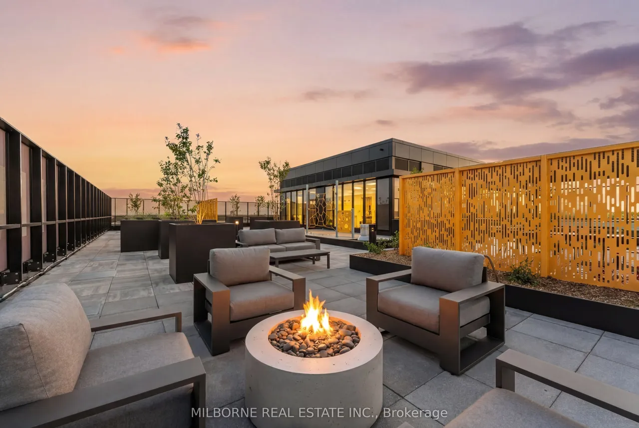 500 Upper Wellington Street — photo 24