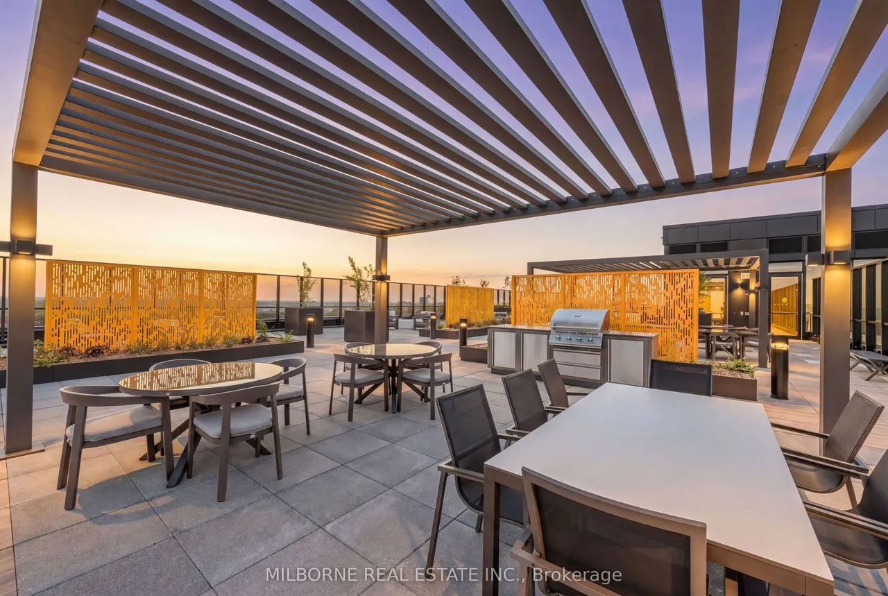 500 Upper Wellington Street — photo 23