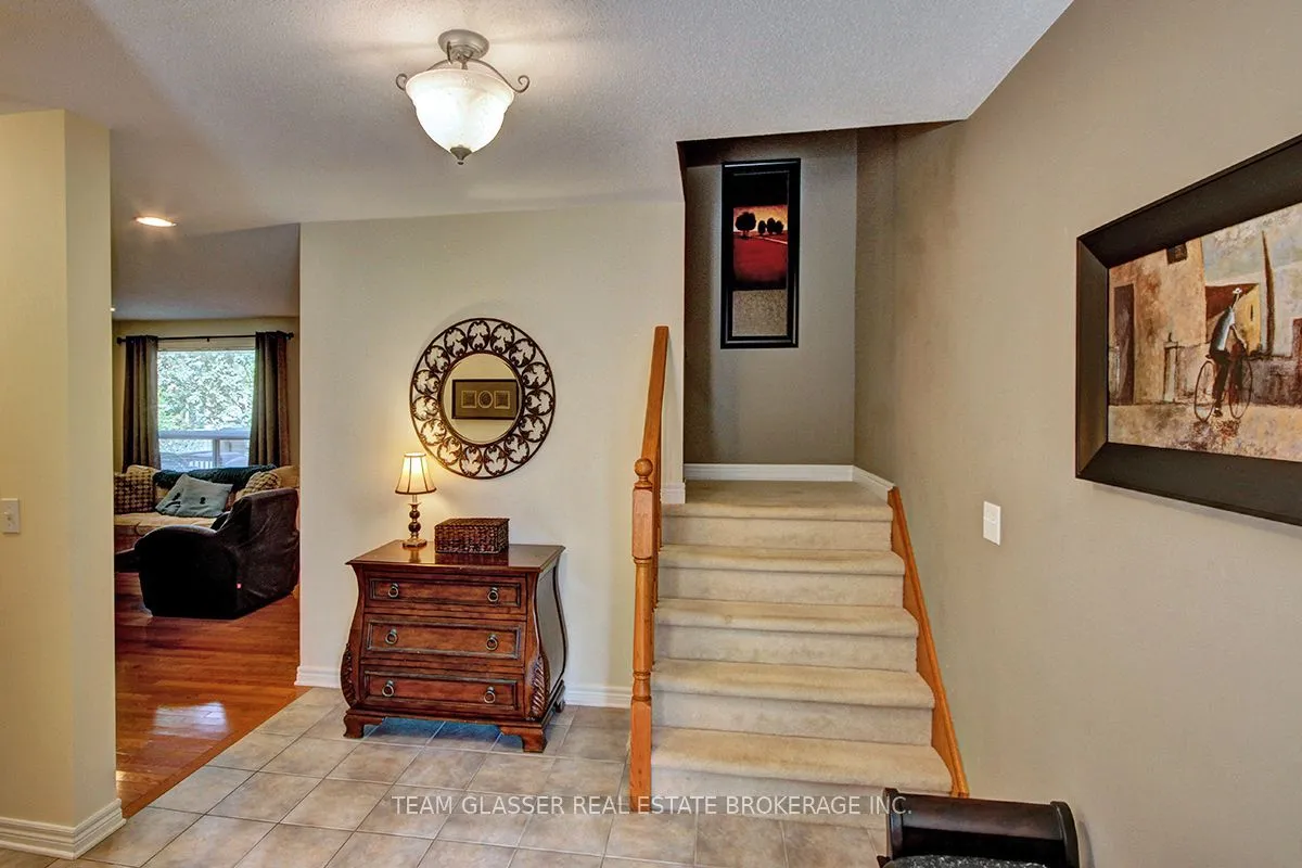 1701 DEVOS Drive — photo 2